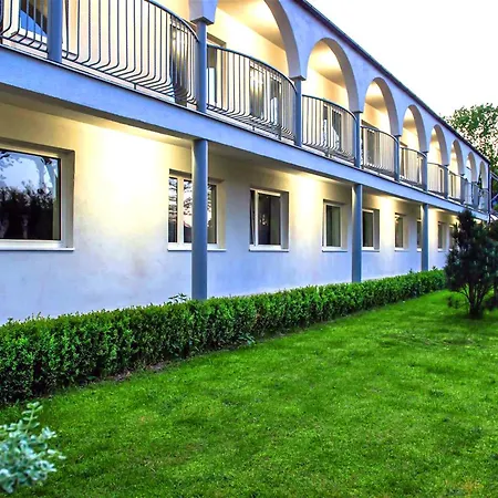 Promenada Centrum Miasta Feriested *